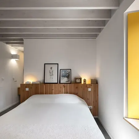 Pink House Azores * Ponta Delgada