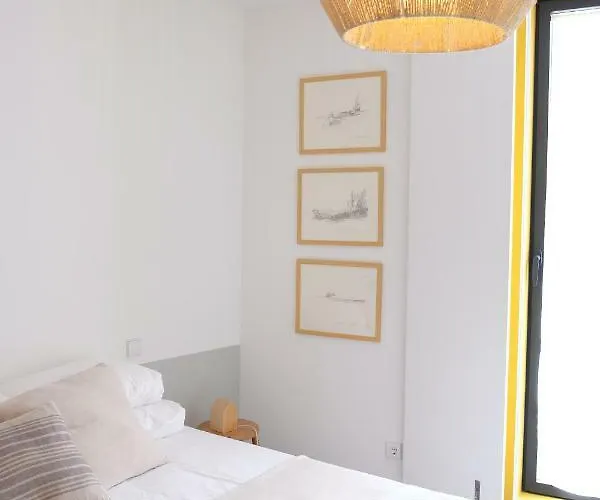 Pink House Azores Landhaus