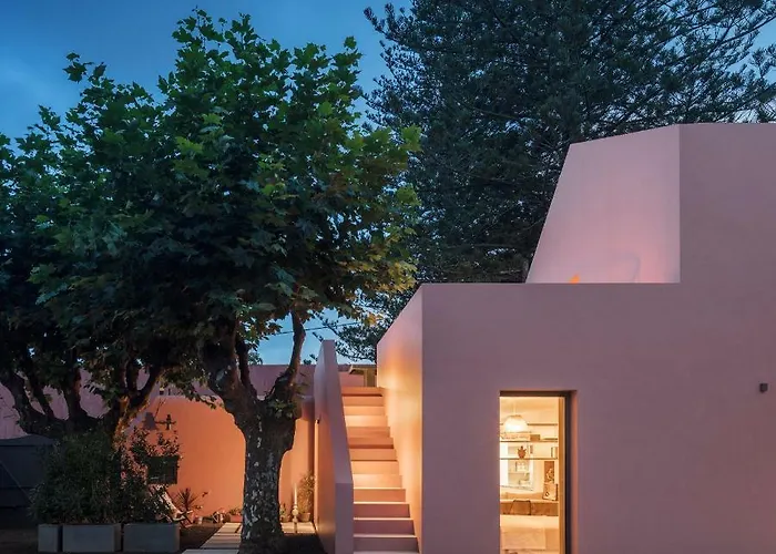 Pink House Azores Ponta Delgada